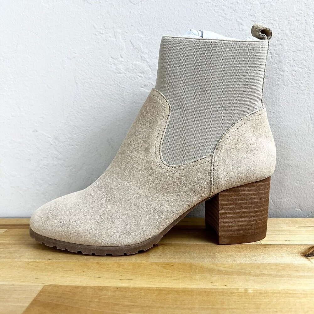 Violet &‎ Red Loaded Knit Cuff Bootie Tan Neutral Comfort Fall Winter Size 8.5